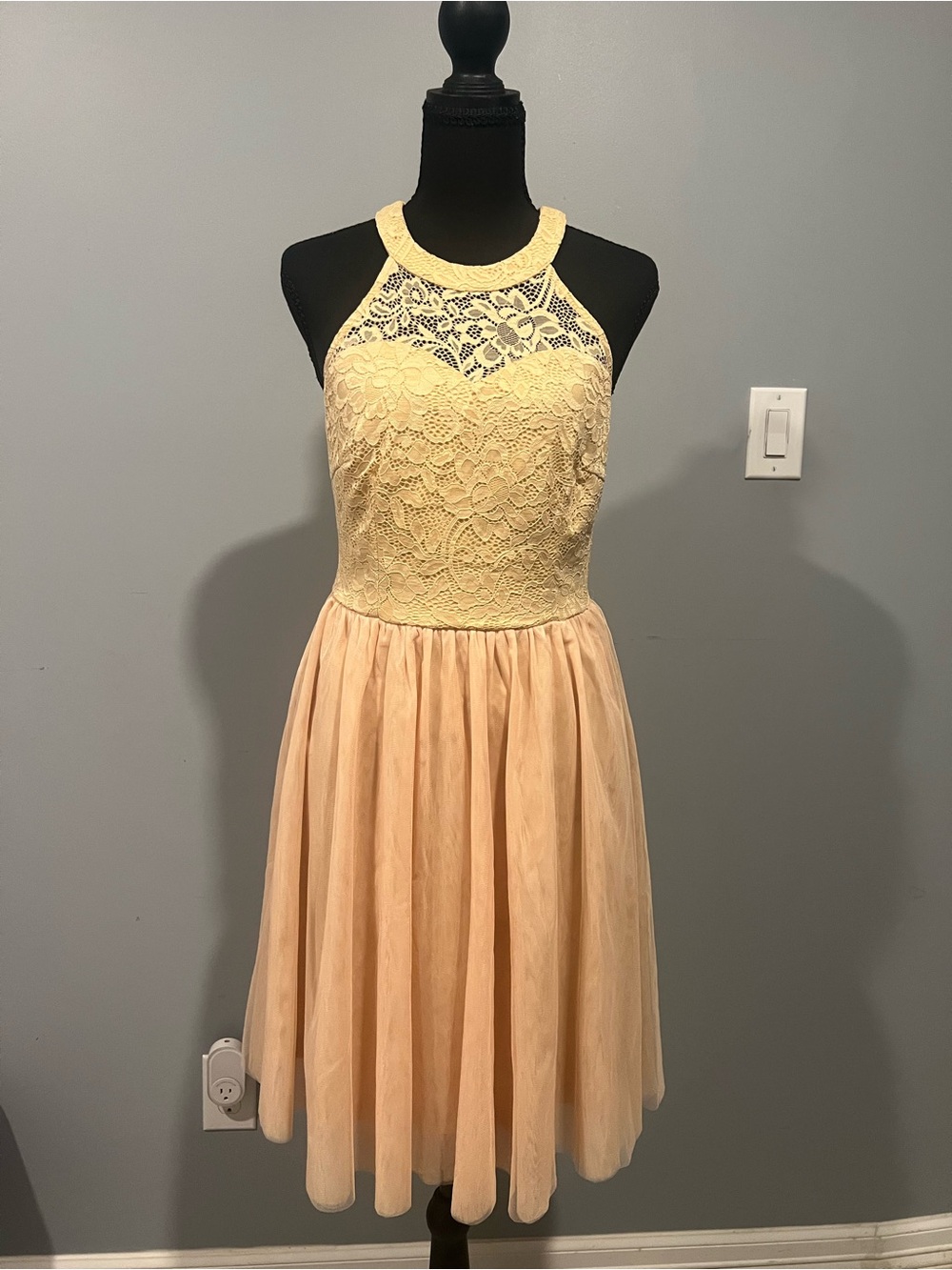 Lace Halter Fit-and-Flare Dress in Pale Yellow and Peach